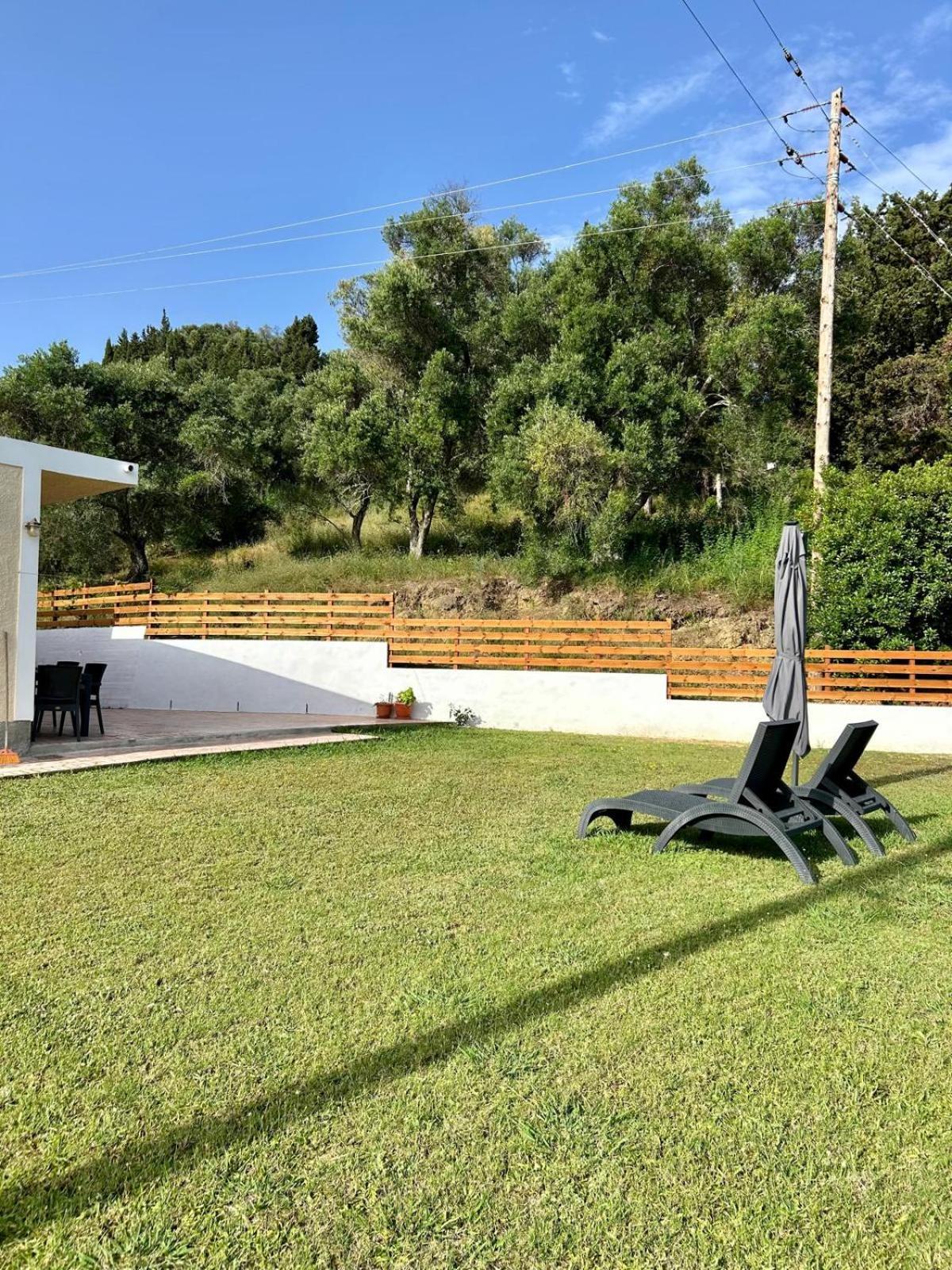 Viktor's House By The Sea Mpoukaris